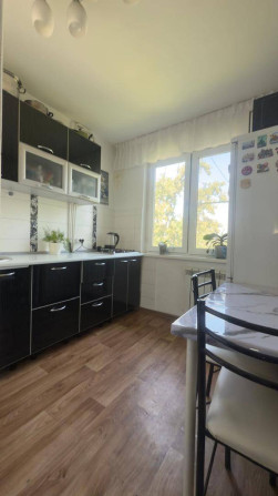 2 комнаты, 44 м², 104 серия, 5 этаж Бишкек - изображение 1