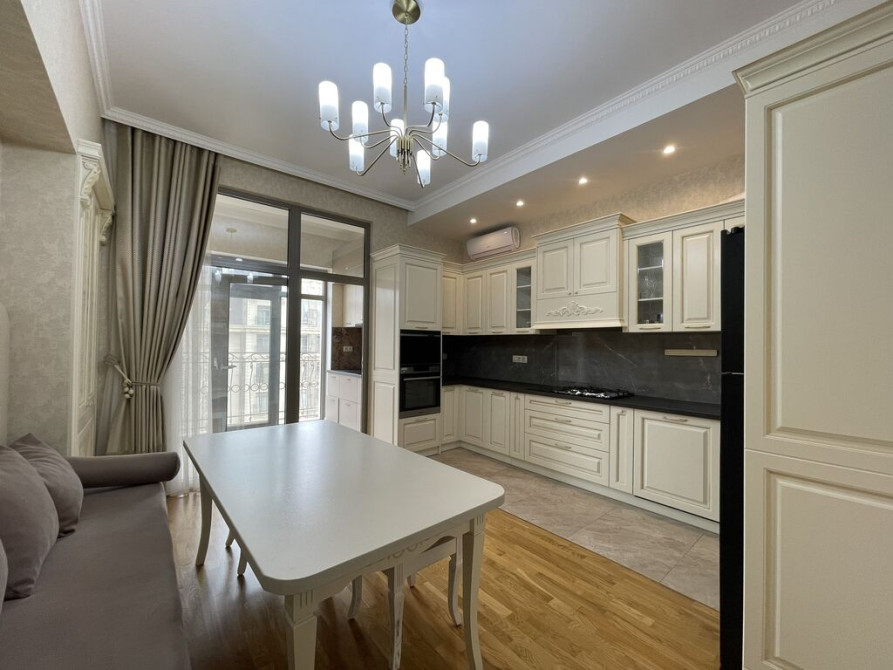 5 и более комнат, 192 м², Элитка, 7 этаж, Евроремонт Бишкек - сүрөт 1