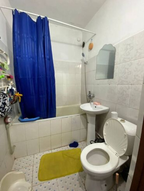 2 комнаты, 46 м², Хрущевка, 1 этаж, Старый ремонт Бишкек - сүрөт 5