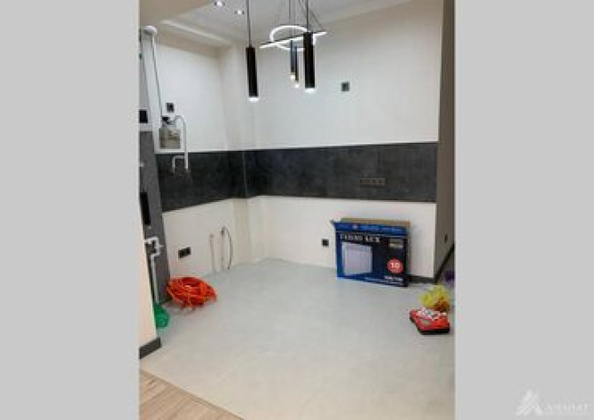 2 комнаты, 87 м², Элитка, 3 этаж, Дизайнерский ремонт Бишкек - изображение 4