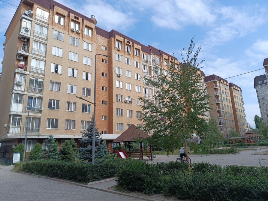 2 комнаты, 67 м², Элитка, 2 этаж, Евроремонт Бишкек - сүрөт 1