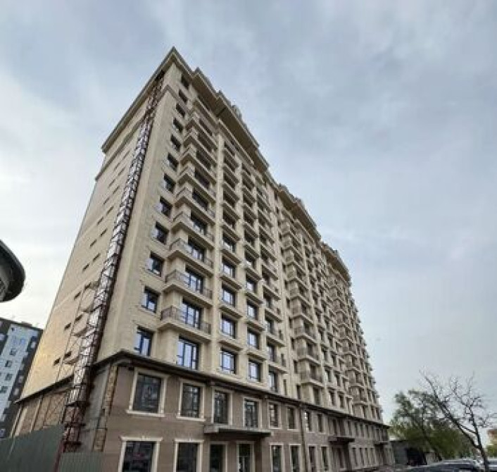 4 комнаты, 138 м², Элитка, 14 этаж, ПСО (под самоотделку) Бишкек - изображение 1