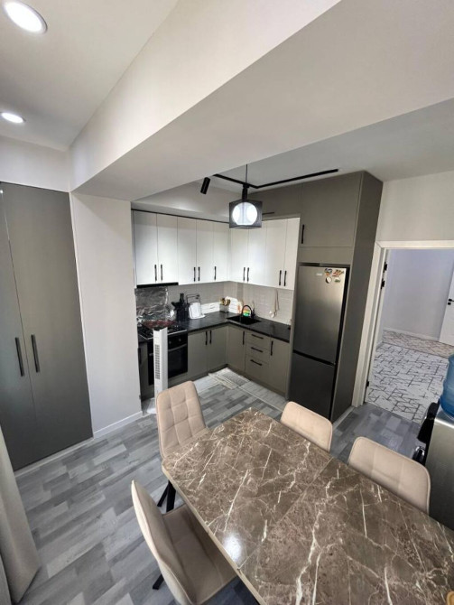 3 комнаты, 93 м², Элитка, 7 этаж, Дизайнерский ремонт Bishkek - photo 1