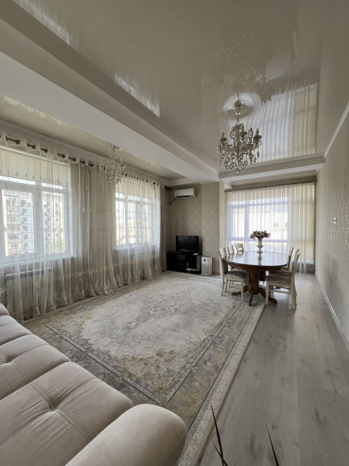3 комнаты, 83 м², Элитка, 6 этаж, Евроремонт Бишкек - сүрөт 1