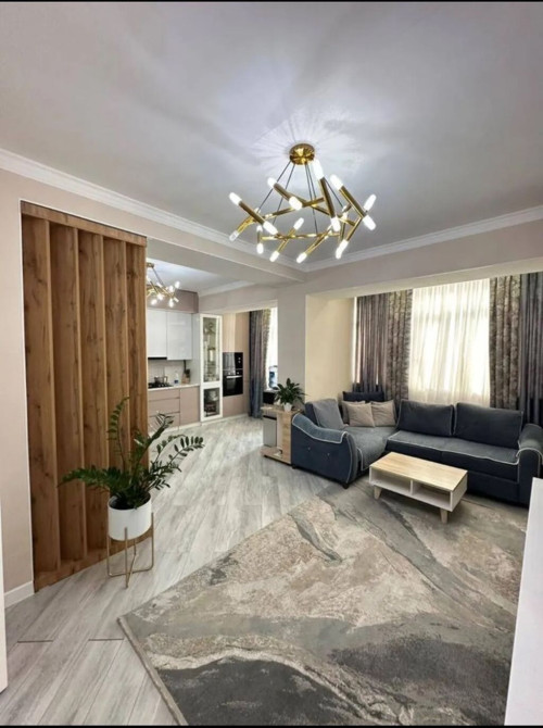 3 комнаты, 90 м², Элитка, 2 этаж, Дизайнерский ремонт Бишкек - сүрөт 1