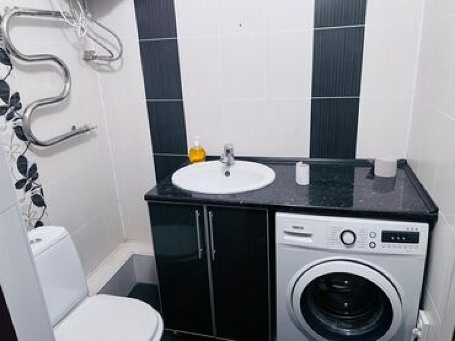 2 комнаты, Собственник, С подселением, С мебелью полностью Бишкек - изображение 1