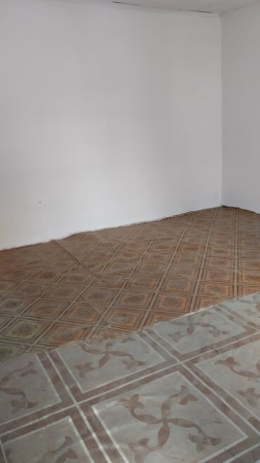 2 комнаты, Собственник, Без подселения, Без мебели Бишкек - сүрөт 1