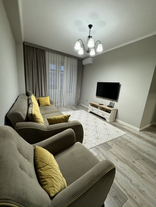 3 комнаты, Собственник, Без подселения, С мебелью полностью Бишкек - сүрөт 1