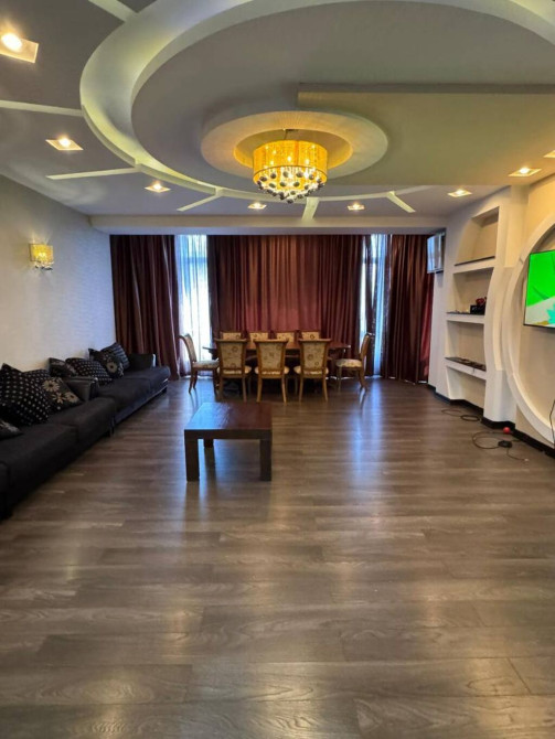 3 комнаты, Собственник, Без подселения, С мебелью полностью Bishkek - photo 1