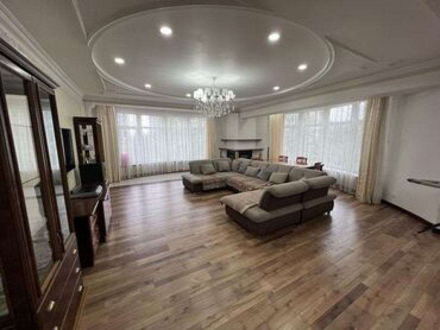 4 комнаты, Собственник, Без подселения, С мебелью полностью Bishkek - photo 1