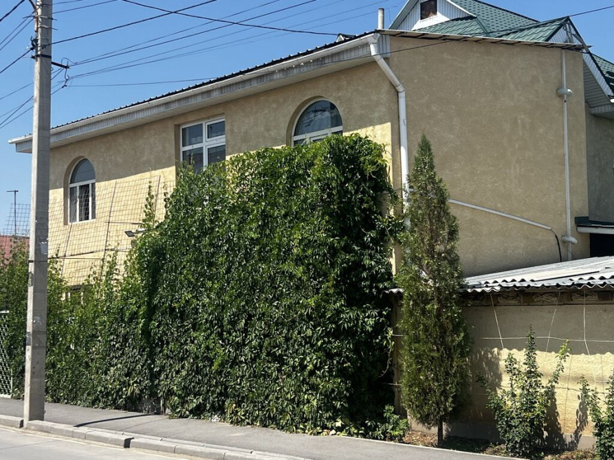 4 комнаты, Собственник, С мебелью частично Bishkek - photo 1