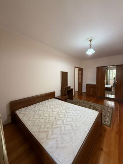 4 комнаты, Собственник, Без подселения, С мебелью полностью Бишкек - сүрөт 3