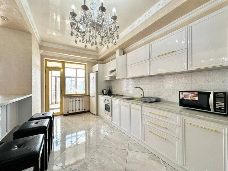 4 комнаты, Собственник, Без подселения, С мебелью полностью Bishkek - photo 1